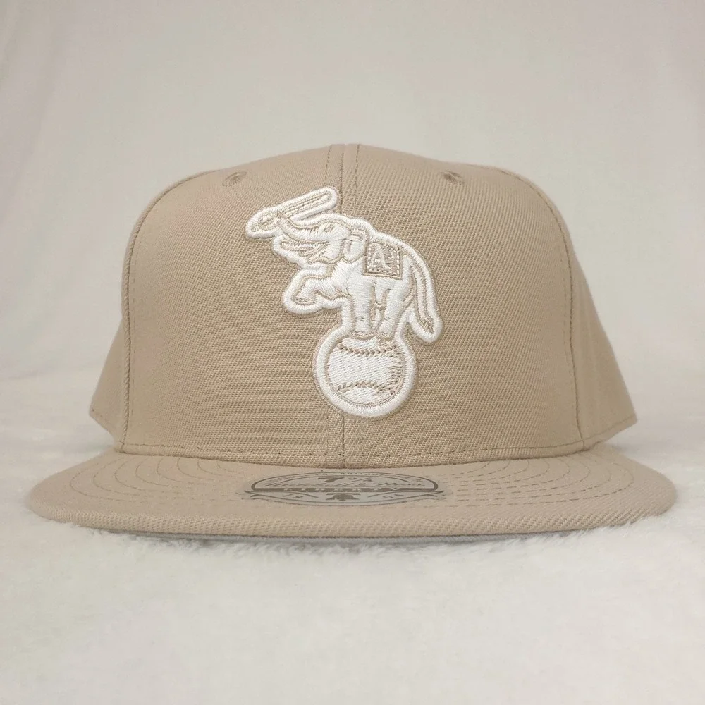 Oakland Athletics Mitchell‎ & Ness MLB Fitted 7 3/4 Flatbill Cap Hat Khaki NWT